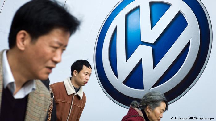 Symbolbild Autos deutscher Herstellung in China (P. Lopez/AFP/Getty Images)