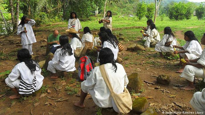 Indígenas kogui en la Sierra Nevada de Santa Marta, Colombia.