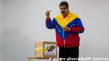 Venezuela Caracas Wahlen Nicolas Maduro Präsident Wahllokal