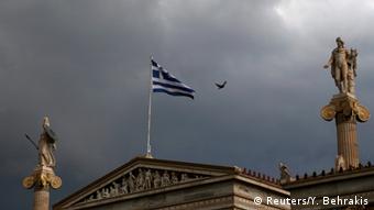 Tο ΔΝΤ δεν είναι το μόνο που εκτιμά ότι η Αθήνα δεν θα καταφέρει με δικές της δυνάμεις να απαλλαγεί από το χρέος.