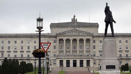 Krise Nordirland Stormont Parlament (Getty Images/AFP/P. Faith)