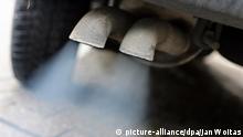 Symbolbild Auspuff Abgas VW Volkswagen Skandal Diesel AU Abgassonderuntersuchung