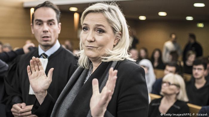 Frankreich Marine Le Pen Prozess wegen Volksverhetzung (Getty Images/AFP/J.-P. Ksiazek)