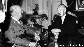 Adenauer mit spanischem Diktator Franco (picture-alliance/dpa)