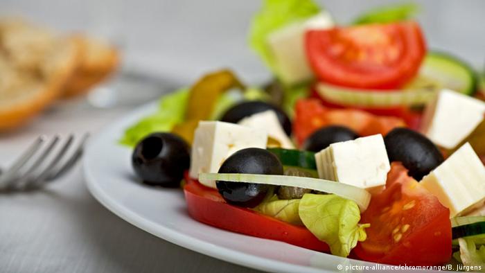 Так называемый греческий салат с удовольствием едят и в Германии