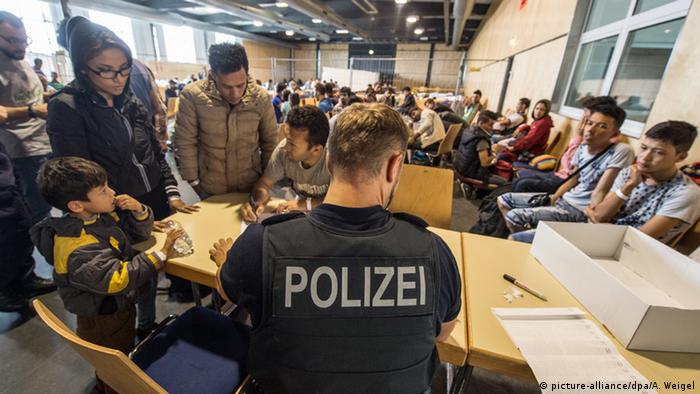 Регистрация беженцев в Баварии (фото из архива)