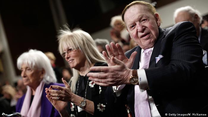 USA Whashington DC Miriam Ochsorn (M) und Sheldon Gary Adelson, Besitzer der Las Vegas Sands-Gruppe (Getty Images/W. McNamee)