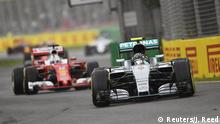 Australien Melbourne Formel 1 Training Ferrair und Mercedes