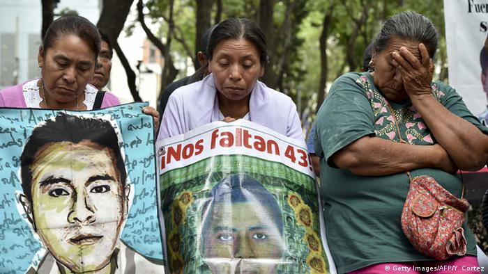 Mexiko Verschwundene Studenten Bundespolizisten werden verdächtigt (Getty Images/AFP/Y. Cortez)
