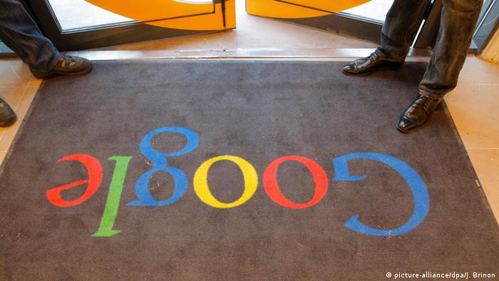 Ковер с логотипом Google 