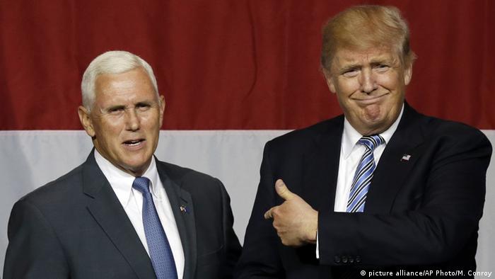 USA Mike Pence und Donald Trump in Westfield (picture alliance/AP Photo/M. Conroy)
