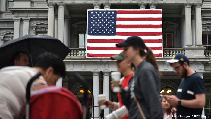 USA America seen from abroad (Getty Images/AFP/M. Ngan)