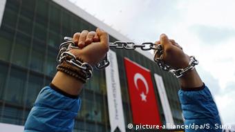 Symbolbild Pressefreiheit Türkei (picture-alliance/dpa/S. Suna)