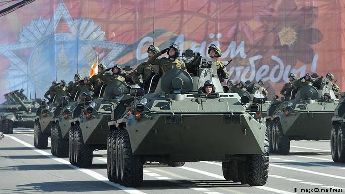 Russland Militärparade in St. Petersburg (Imago/Zuma Press)