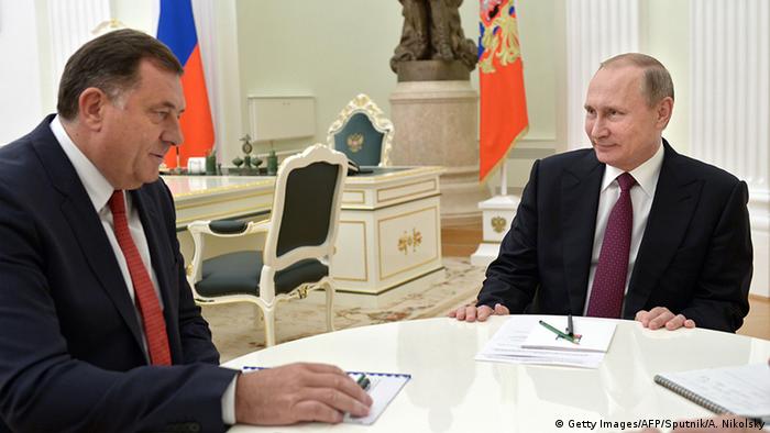 Predsjednik RS Milorad Dodik često ističe dobre veze sa ruskim predsjednikom Vladimirom Putinom