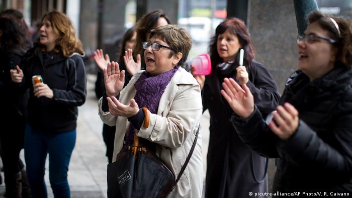 Buenos Aires Demonstration gegen die Gewalt gegen Frauen (picutre-alliance/AP Photo/V. R. Caivano)