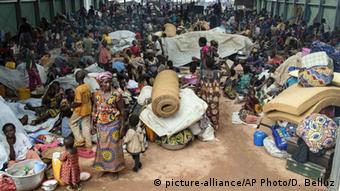Zentralafrikanische Republik Kaga Bandoro Flüchtlingscamp (picture-alliance/AP Photo/D. Belluz)