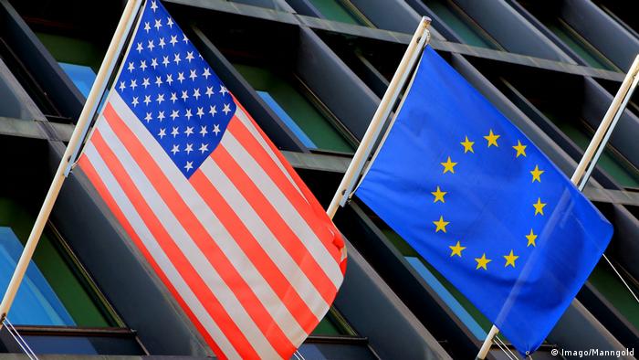 EU und US Fahne (Imago/Manngold)