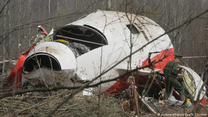 Russland Flugzeugabsturz von Smolensk - Lech Kaczynski getötet (picture-alliance/dpa/S. Chirikov)