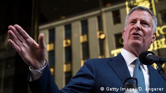 New York PK Bill de Blasio vor Trump Tower (Getty Images/D. Angerer)