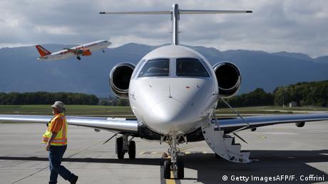 Schweiz Privatjet am Flughafen Genf (Getty ImagesAFP/F. Coffrini)