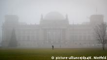 BdT mit Deutschlanbezug Reichstag im Nebel