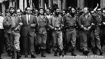 Fidel Castro, Osvaldo Dortico, Ernesto Che Guevara, Augusto Martinez-Sanchez, Antonio Nunez-Jimenez, William Morgan, Eloy Guttierez Menoyo (picture alliance / AP Photo)