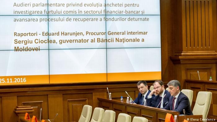  Eduard Harunjen - in dreapta imaginii - la audieri in Parlament (Elena Covalenco)
