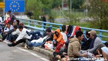 Flüchtlinge am kroatisch-slowenischen Grenzübergang Harmica Rigonce