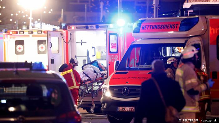 Deutschland Neun Tote und viele Verletzte auf Berliner Weihnachtsmarkt (REUTERS/P. Kopczynski)