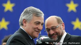 Frankreich Antonio Tajani und Martin Schulz im EU-Parlament in Straßburg (Reuters/C. Hartmann)
