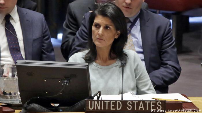 USA Nikki Haley UN-Sicherheitsrat (picture-alliance/AP Photo/R. Drew)