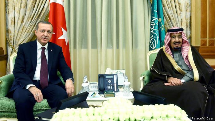 Saudi-Arabien Treffen Erdogan mit König Salman in Riad (Reuters/Presidential Palace/K. Ozer)