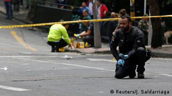 Kolumbien Polizist bei Explosion an Stierkampfarena in Bogotá getötet (Reuters/J. Saldarriaga)