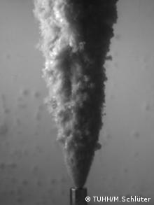 Experiments with leaking oil underwater (TUHH/M.Schlüter)