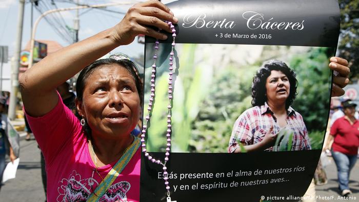 Honduras Aktivistin getötet (picture alliance/AP Photo/F. Antonio)
