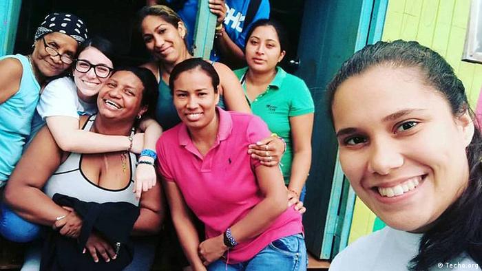 Grupo de mujeres en Panamá.