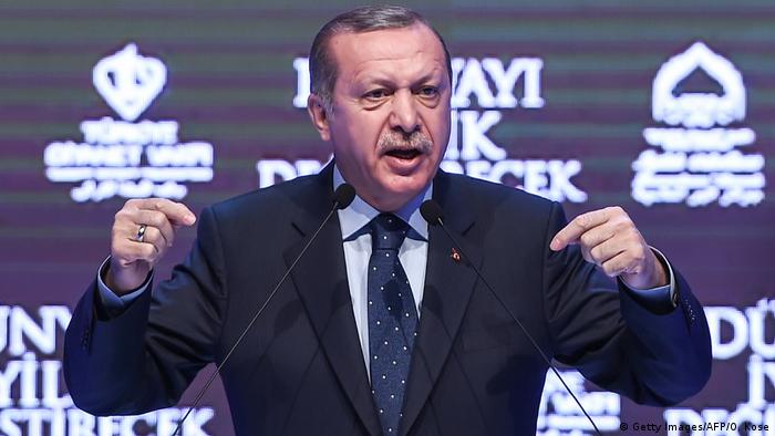 Türkei Erdogan droht Niederland (Getty Images/AFP/O. Kose)