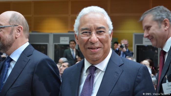 Antonio Costa Premierminister Portugal (DW/C. Vieira Teixeira)