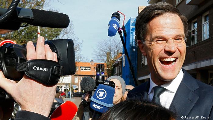 Niederlanden Wahl | Prognose: Rutte-Partei stärkste Kraft (Reuters/M. Kooren)