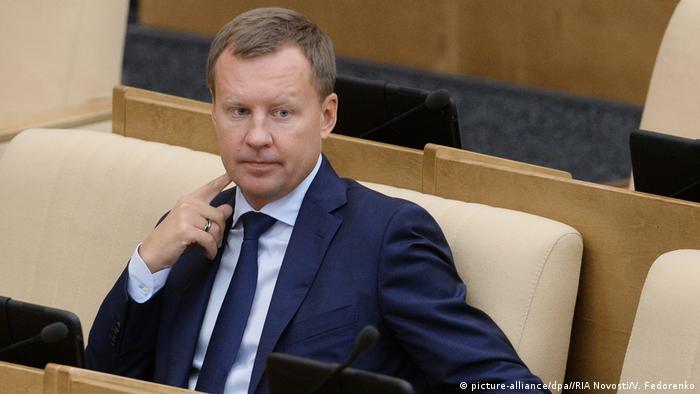 Russland Duma - Abgeordneter Denis Woronenkow (picture-alliance/dpa//RIA Novosti/V. Fedorenko)