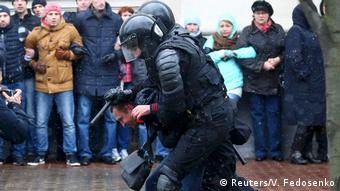 Задержание участников акции протеста в Минске