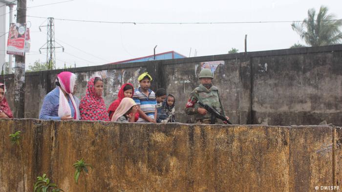 Bangladesch Kommandos retten Residenten aus 'Atia Mahal' in Sylhets Shibbari (DW/ISPR)