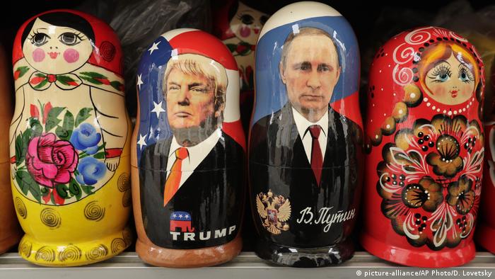 Дональд Трамп и Владимир Путин в виде матрешек
