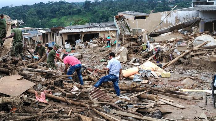 Kolumbien Bergungsarbeiten und Wiederaufbau in Mocoa (DW/A. Sáez)