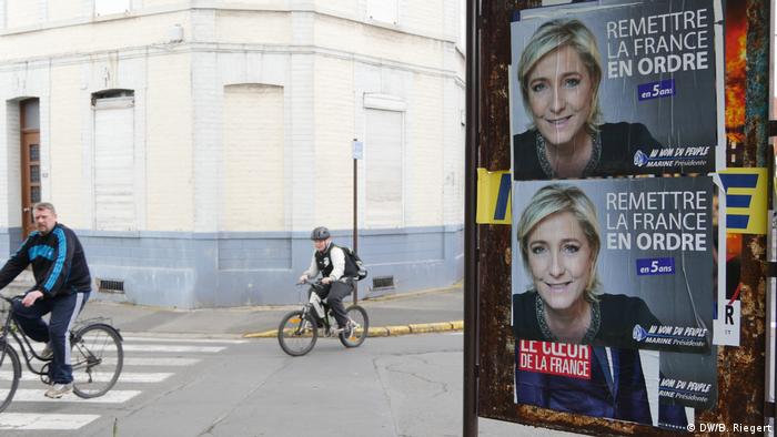 Frankreich Henin-Beaumont Wahlplakat von Marine Le Pen (DW/B. Riegert)