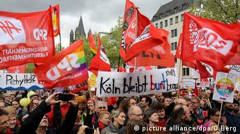 Proteste gegen Bundesparteitag der AfD (picture alliance/dpa/O.Berg)