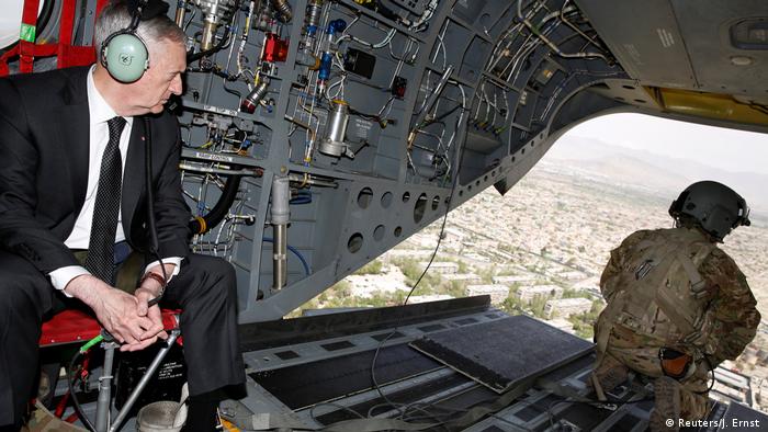 Afghanistan James Mattis in Kabul (Reuters/J. Ernst )