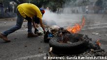 Venezuela | Demonstranten blockieren Straße