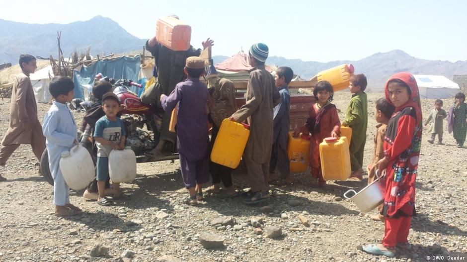 Immer mehr Binnenflüchtlinge in Afghanistan - Deutsche Welle